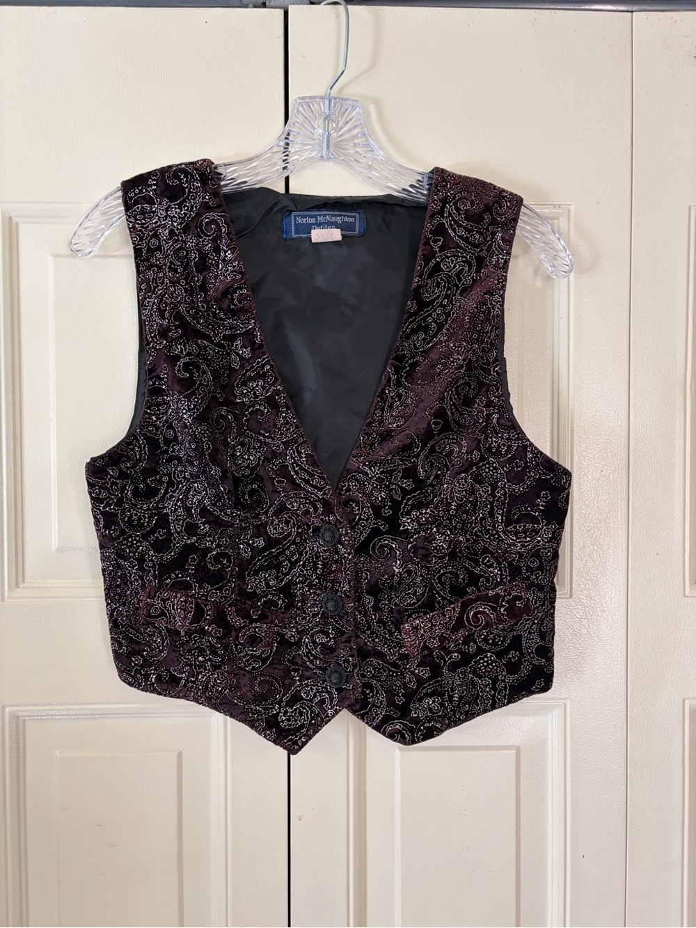 Vintage Norton-McNaughton Whimsigoth Dark Academic Velvet Sz. 6P Embrodiery